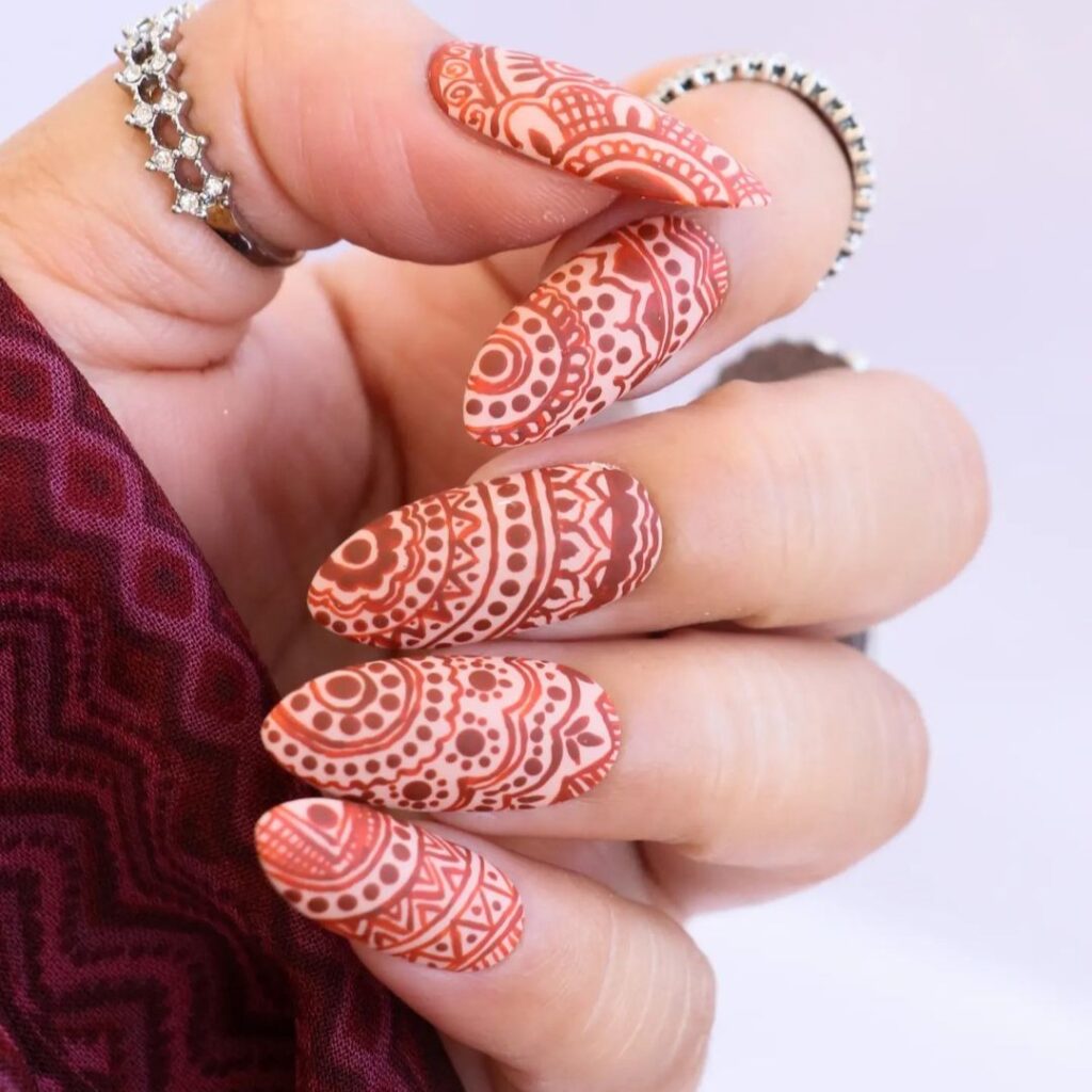 henna patter diwali party nail ideas