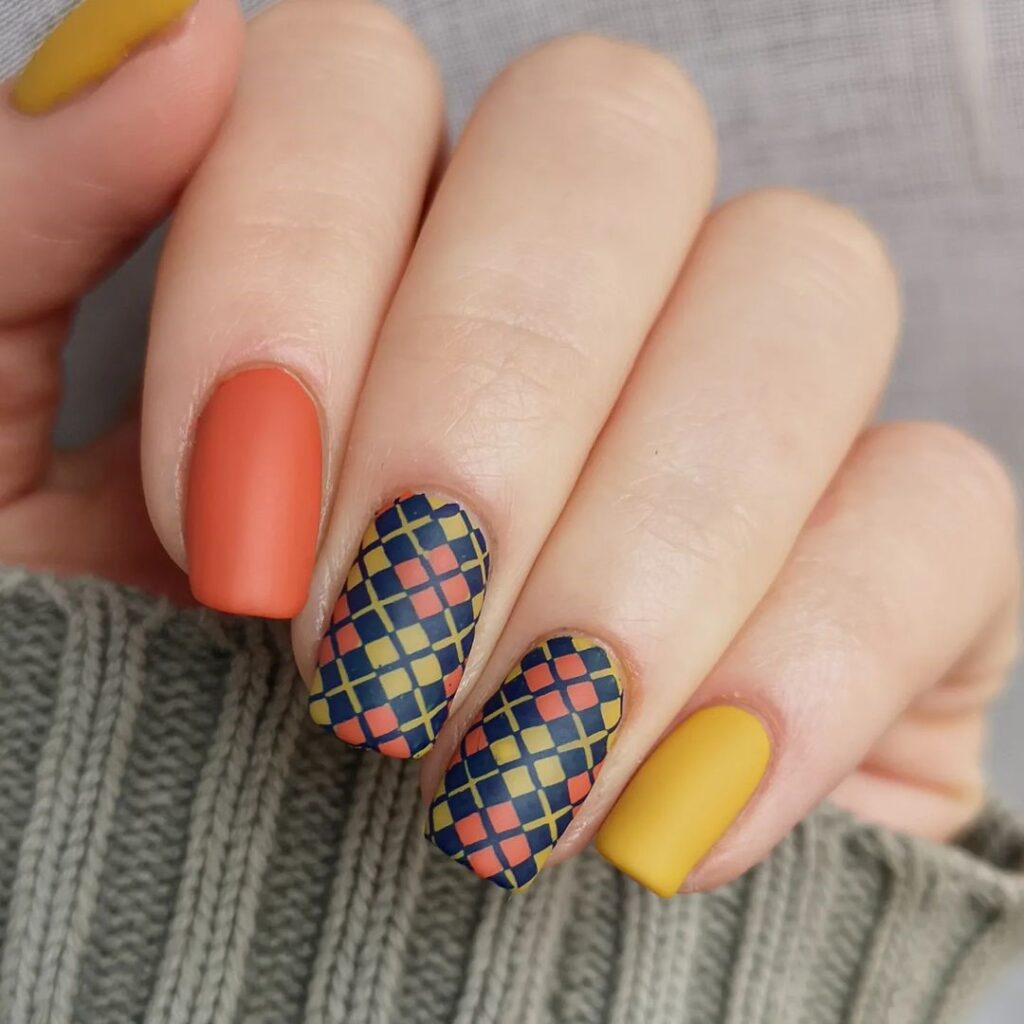 sweater fall nail art