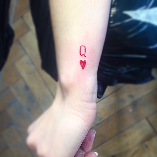 queen card tattoo